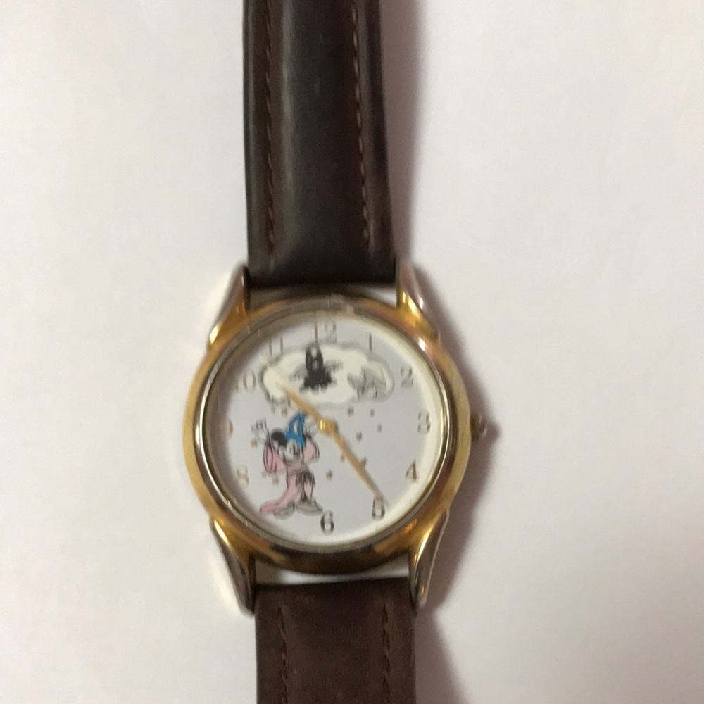 Disney Fantasia Sorcerers Apprentice rare 1995 55th Anniversary watch.